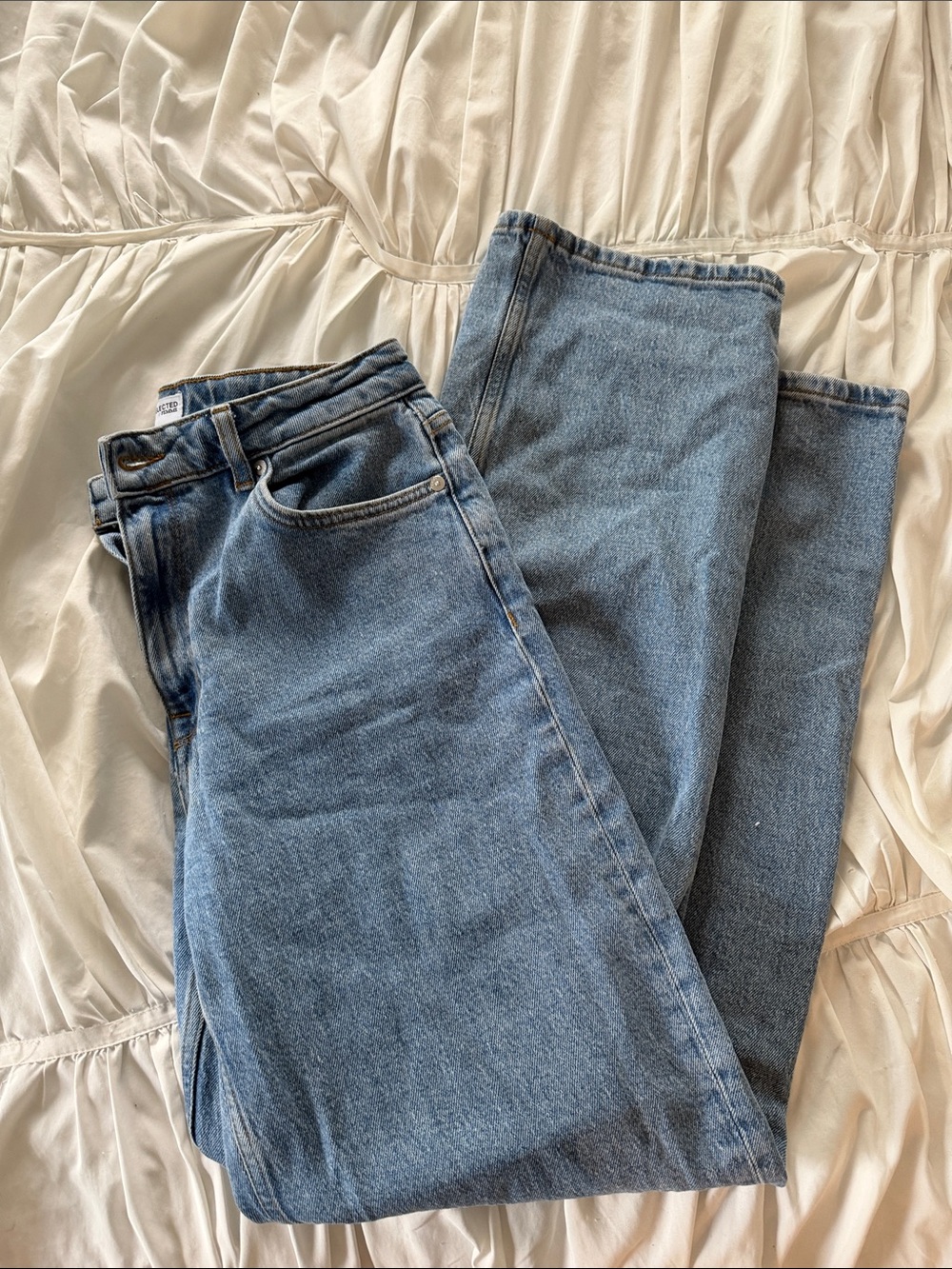 High-Rise Straight Leg Women’s Jeans in Medium Blue